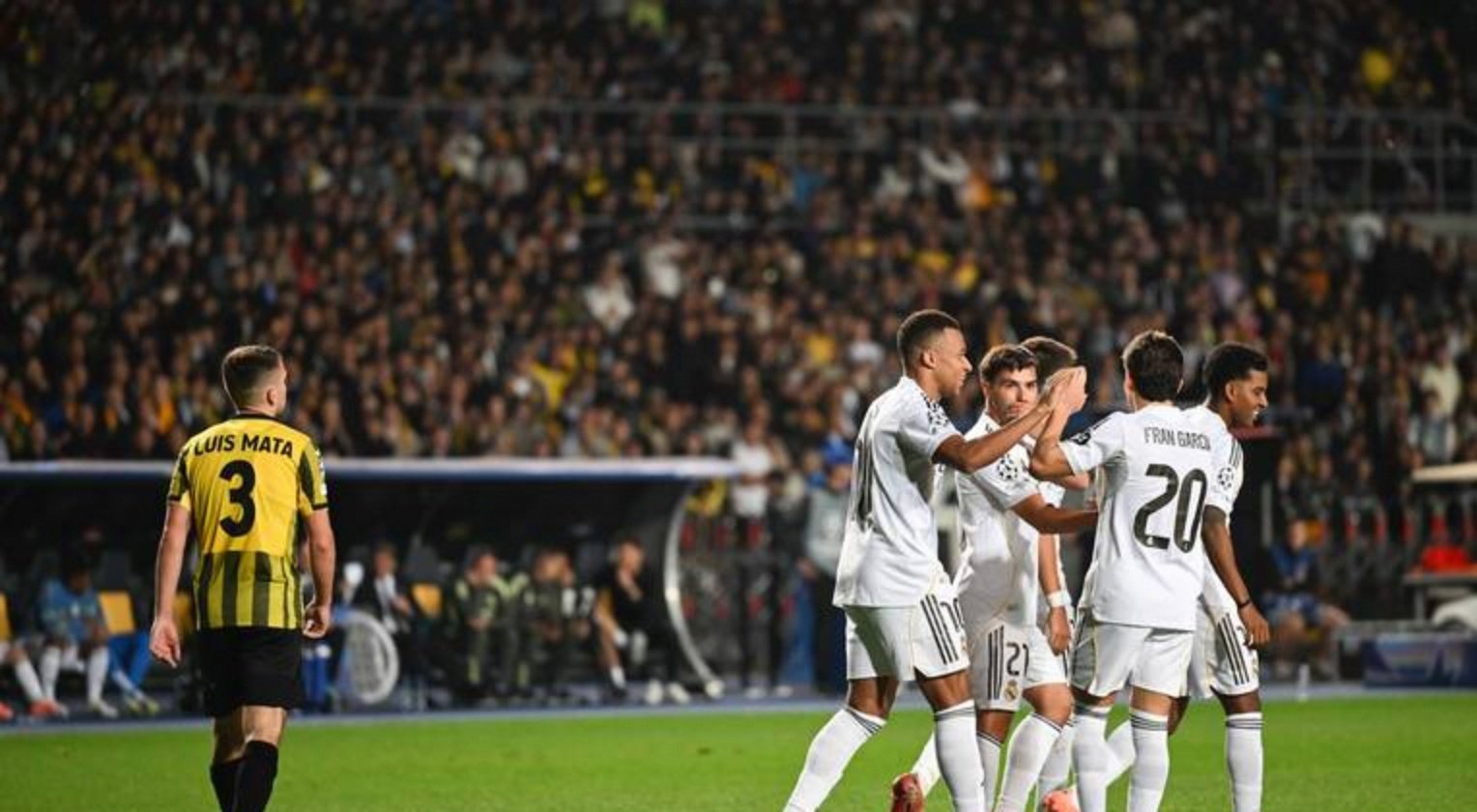 包含阿贾克斯迎欧冠关键赛，赛前强势反弹，信心回归，纪律约束更严格的词条